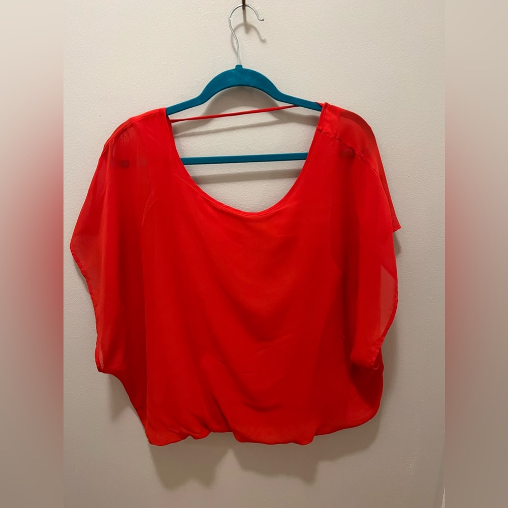 Flowy coral top—stretch